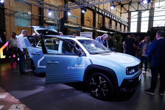 Renault 4 E-Tech voorgesteld op Be-Mine - Beringen