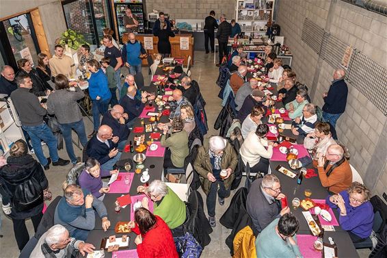 Reppel viert nieuwjaar met receptie - Bocholt