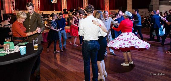 Retro dansen met het Jazzoline Orchestra - Peer