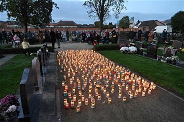 Reveil op het kerkhof van Korspel - Beringen