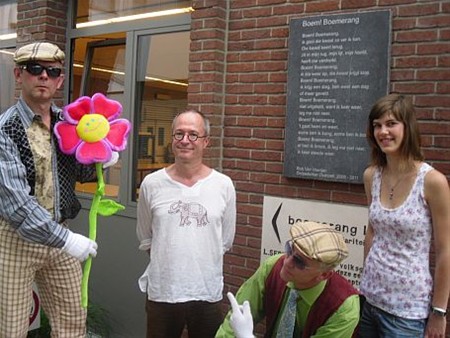 Rob Van Vlierden krijgt gedichtensteen - Overpelt