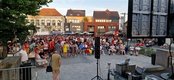 Rode Duivels laten Peer opnieuw op hun honger - Peer