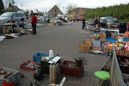 Rommelmarkt in SHLille - Neerpelt