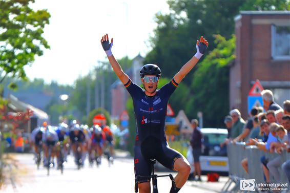 Lommel - Rutger Wouters soleert naar 6de opeenvolgende zege