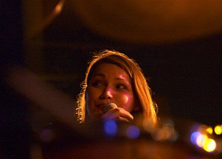 Sabine Kühlich en Arne van Coillie in Dommelhof - Hamont-Achel & Pelt