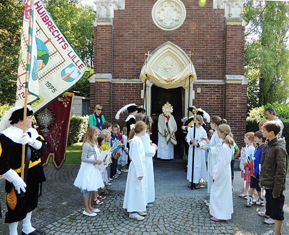 Sacramentsprocessie in SHLille - Neerpelt