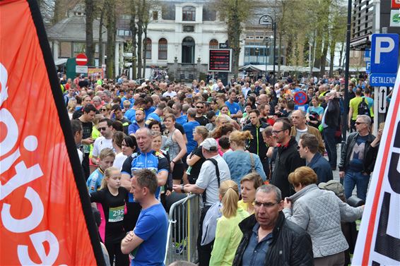 Sahara City Run lokt meer dan 1.500 lopers - Lommel