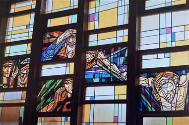 Hamont-Achel - Salvator-Mundikerk Hamont-Lo: afscheid in stijl