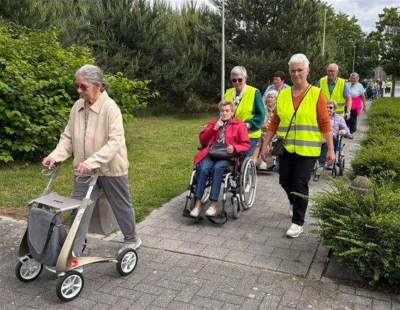 Samana Lommel-Centrum gaat wandelen op wieltjes - Lommel