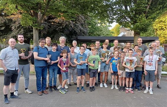 Schaakkampioenen gehuldigd - Pelt