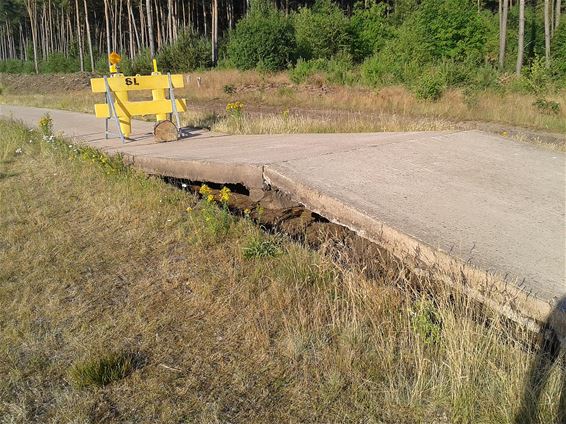 Schade aan wegen door de extreme hitte - Lommel