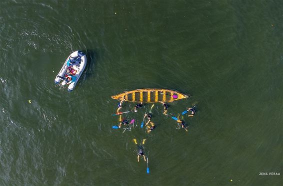 Schipbreuk op het kanaal - Pelt