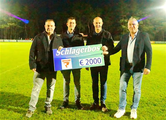Schlagerbos schenkt 2.000 euro aan Kattenbos Sport - Lommel