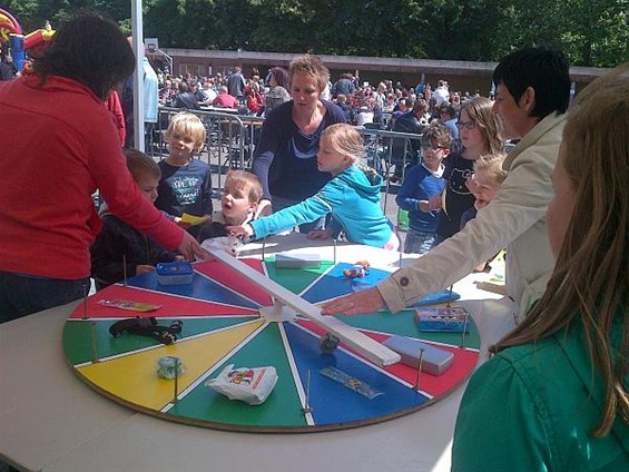 Schoolfeest bij De Linde in het Centrum - Overpelt