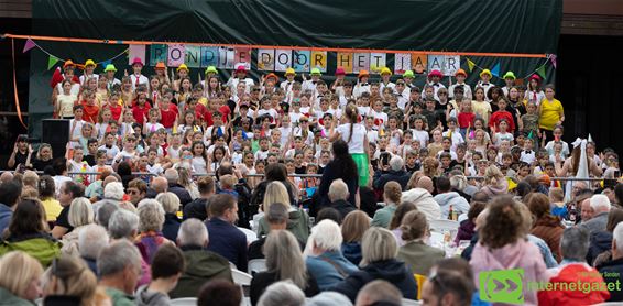 Schoolfeest Helibel danst door zon én regen - Pelt