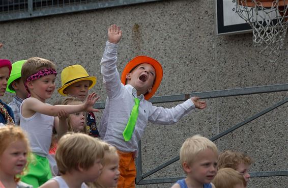 Schoolfeest in SHLille: 'Proud 2B Fout' - Pelt