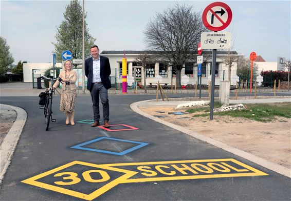 Schoolomgeving XCL Wegwijs heringericht - Lommel