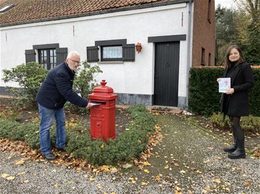 Senioren krijgen een folder in de bus - Beringen