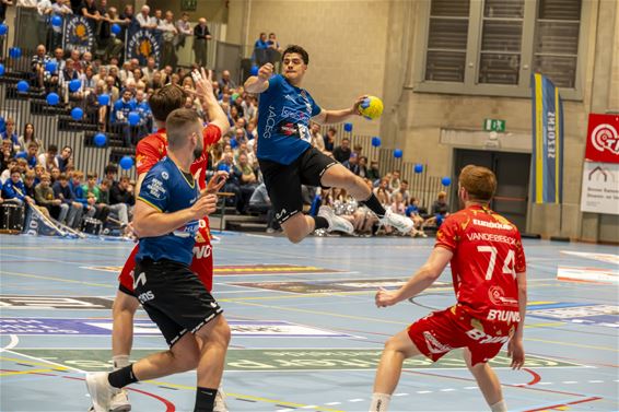 Sezoens Achilles Bocholt wint eerste wedstrijd - Bocholt