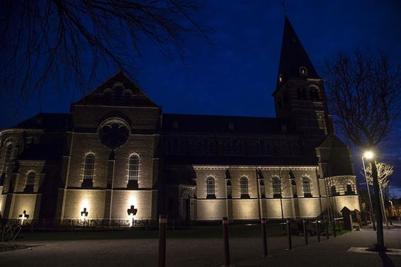 Sfeerverlichting rond gebouwen - Overpelt