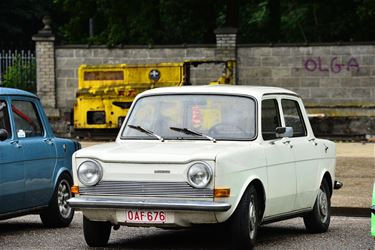 Simca's verzamelen op mijnterrein - Beringen