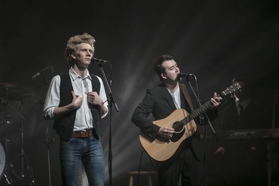 'Simon & Garfunkel' - alsof ze het zélf waren - Overpelt