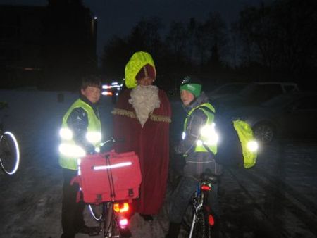 Sint beloont 'zichtbare' leerlingen - Lommel