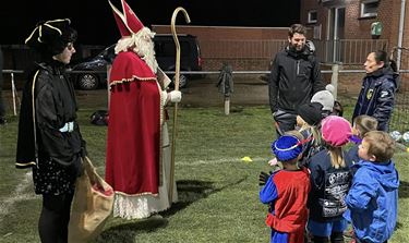 Sint komt langs bij Sp. Grote-Brogel - Peer