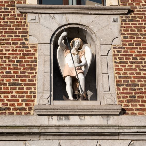 Sint-Michiel, de drakendoder van Bree - Bree