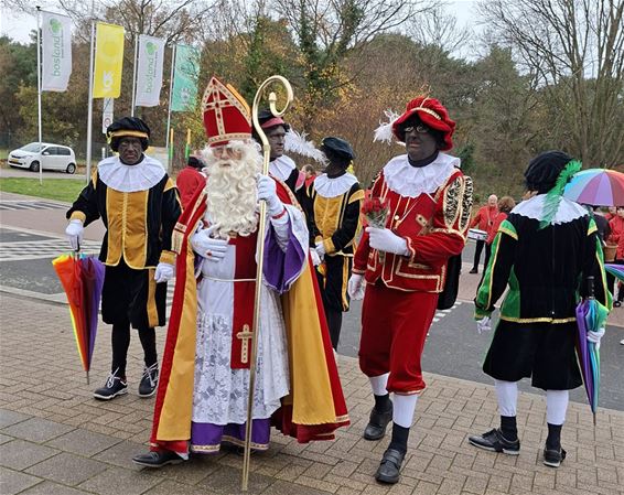 Sint-Niklaas brengt weer magie naar Holheide - Pelt