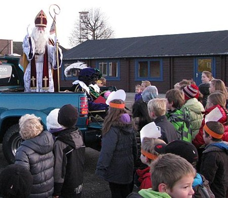 'Sintelijk' bezoek aan de school van het Hènt - Neerpelt