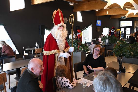 Sinterklaas bezoekt Sportoase - Beringen