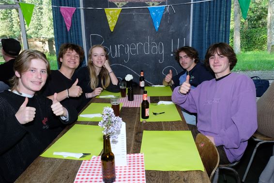 Smakelijke burgerdag Chiro Fonteintje - Beringen