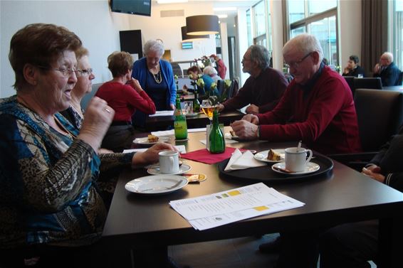 Smulnamiddag in het dienstencentrum - Lommel