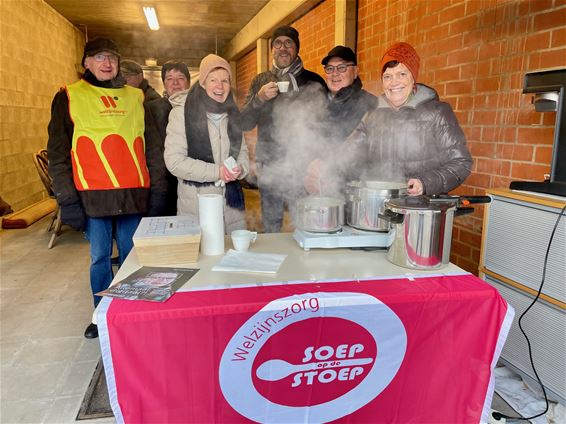 Soep op de stoep bij meneeer pastoor - Beringen