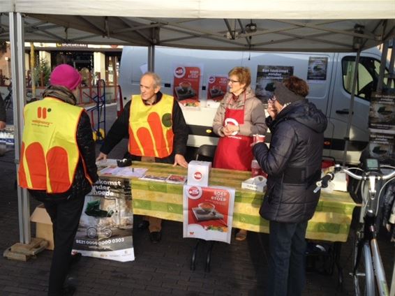 'Soep op de stoep' op de markt - Overpelt