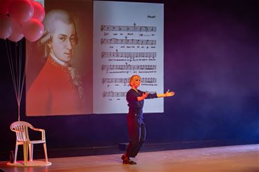 Sofie Lemaire brengt ode aan zonderlingen - Pelt