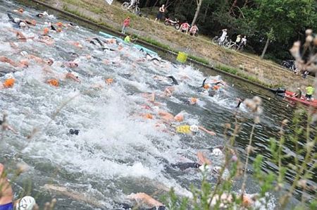 Spaar geld, doe mee aan de triatlon - Lommel