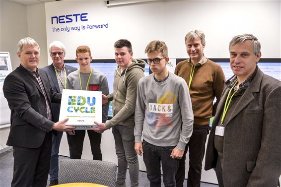 Spectrumcollege ontvangt milieuspel van Neste - Beringen