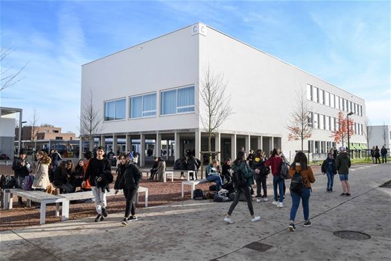 Spectrumcollege start met 'verrijkingsklas' - Beringen