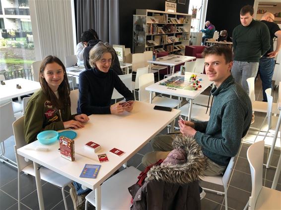 Spelletjes spelen in de bib - Beringen