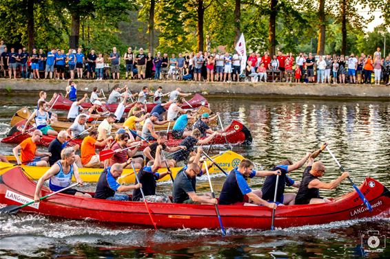 Sportieve drukte op het kanaal - Pelt