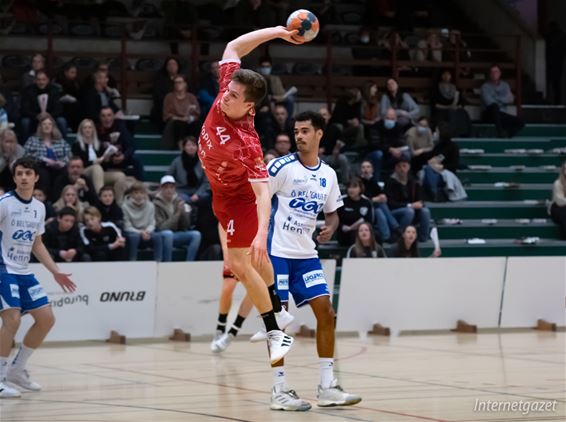 Sporting Pelt wint handbaltopper - Pelt