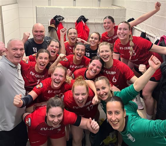 Sporting Pelt Dames opnieuw op titelkoers - Pelt
