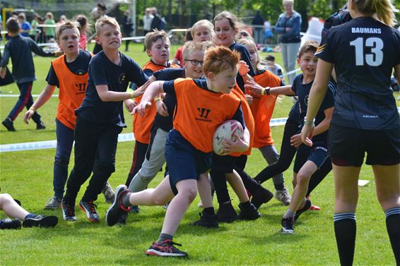 Sportsterrendagen met 2.300 leerlingen - Lommel