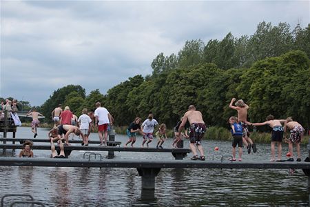 Springen voor propere rivieren - Neerpelt