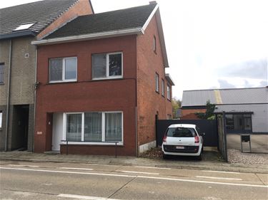 Stad verkoopt woning - Beringen