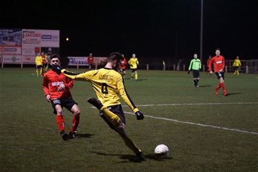 Stal Sport verliest van Meeuwen - Beringen