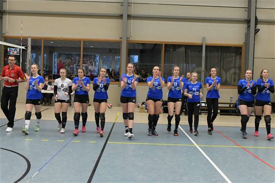 Stalvoc Dames A winnen overtuigend - Beringen