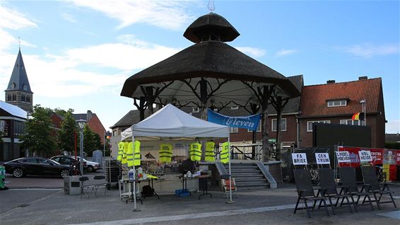 Stoelendans op de Oude Markt - Overpelt